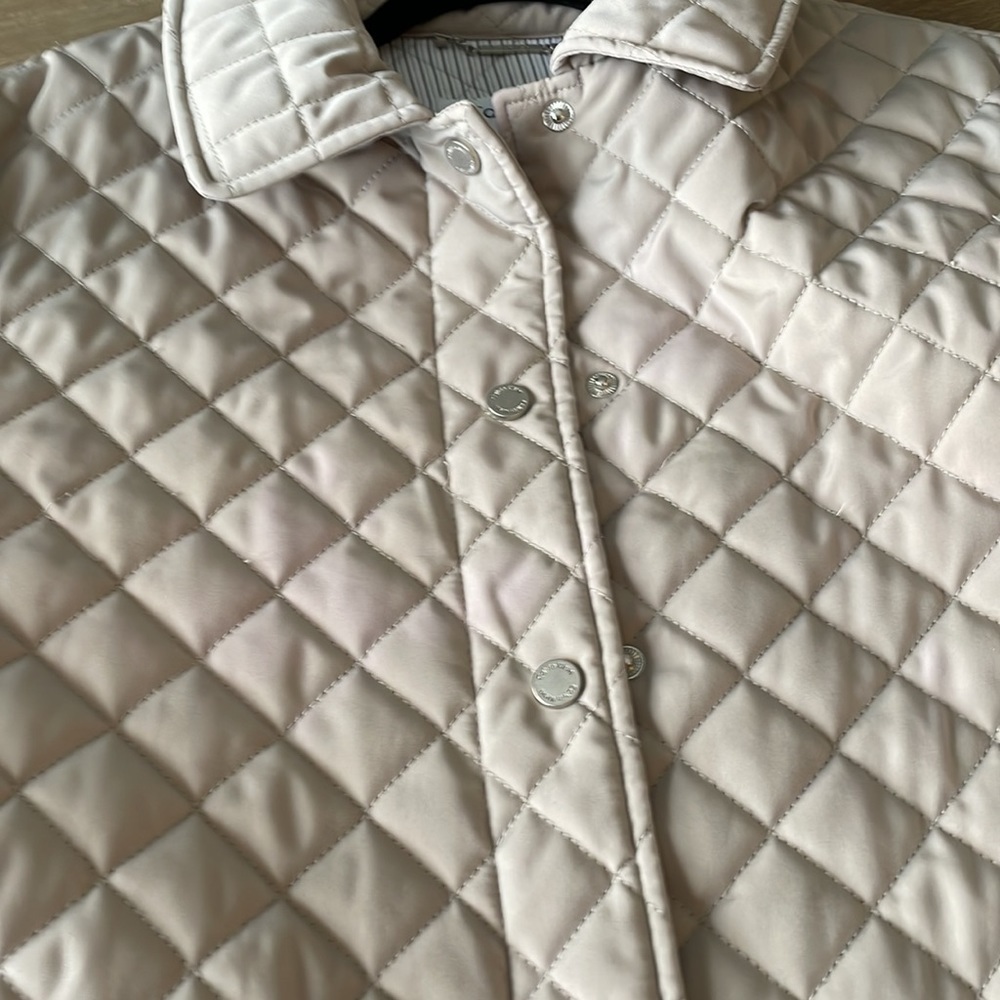 Calvin Klein size large beige jacket - Picture 9 of 9